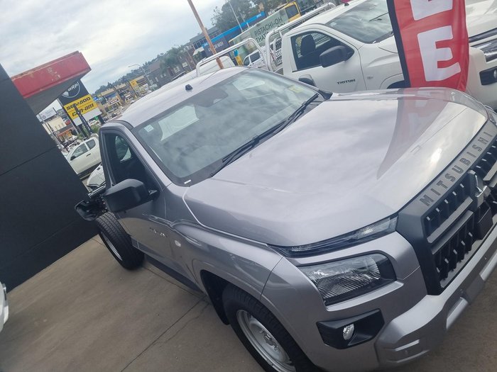 2026 Mitsubishi Triton GLX
