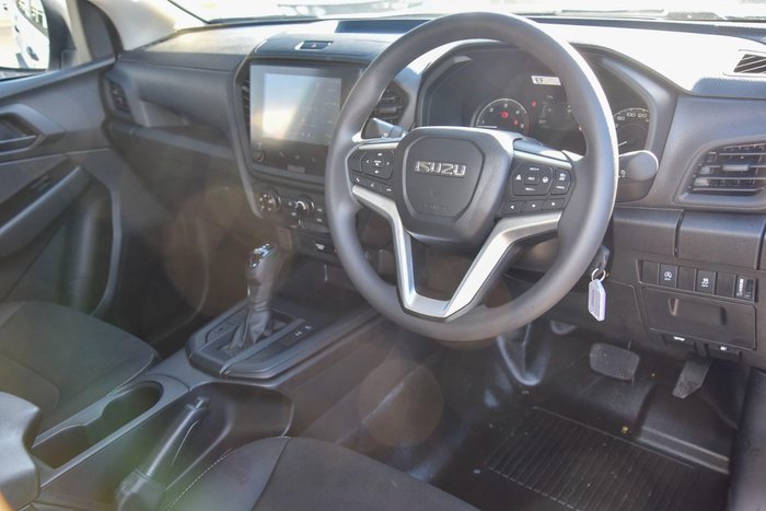 2026 Isuzu D-MAX SX