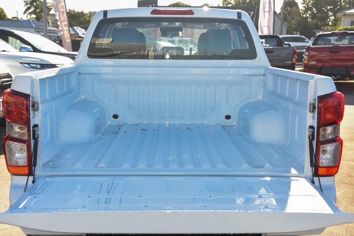2026 Isuzu D-MAX SX