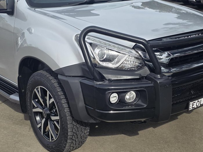 2021 Isuzu MU-X LS-U