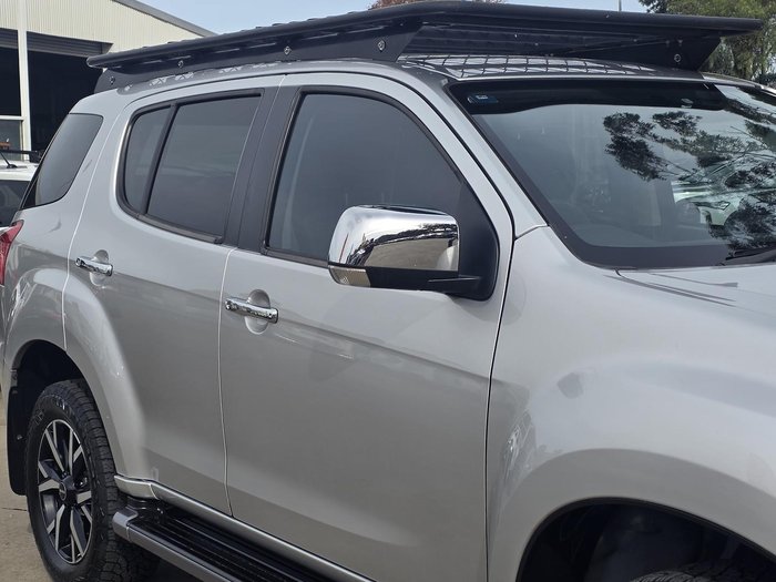 2021 Isuzu MU-X LS-U