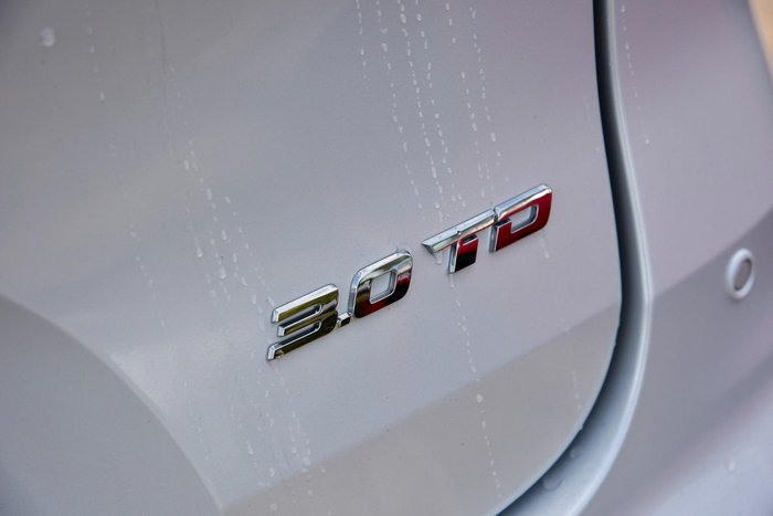 2026 Isuzu MU-X LS-T