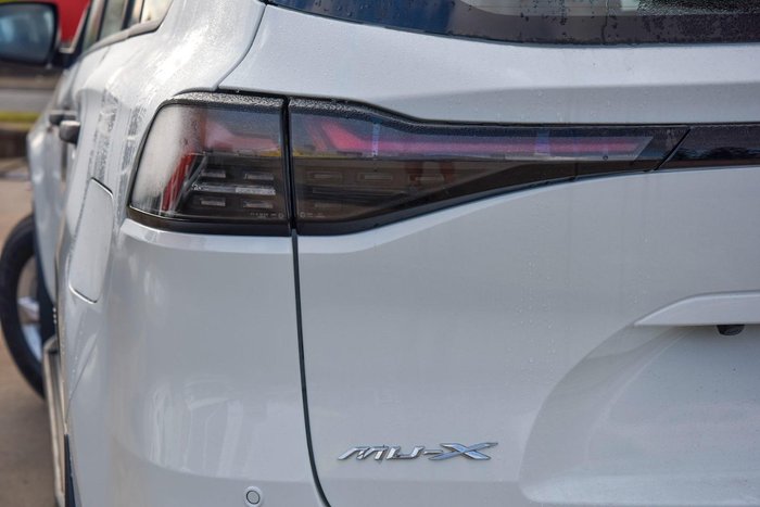 2026 Isuzu MU-X LS-M