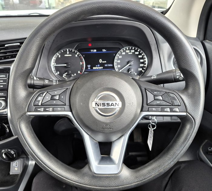 2023 Nissan Navara