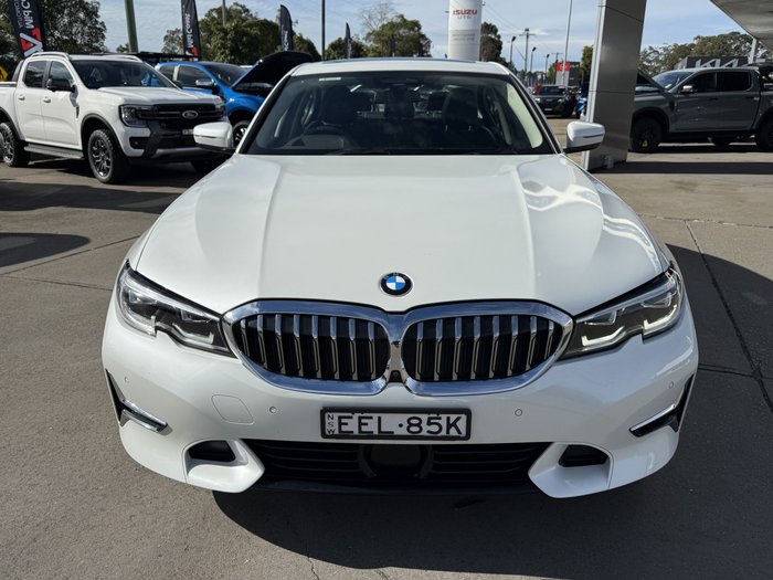 2019 BMW 3 Series 330i Luxury Line