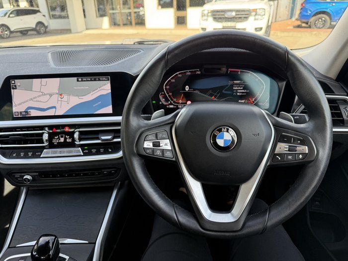 2019 BMW 3 Series 330i Luxury Line