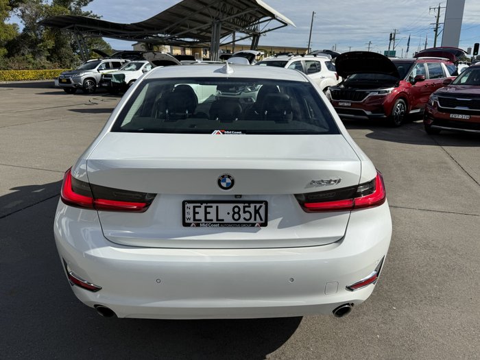 2019 BMW 3 Series 330i Luxury Line