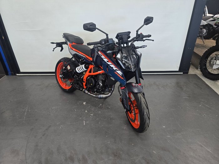 2025 Ktm 390 DUKE Orange