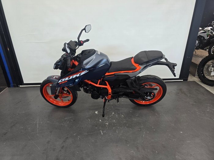 2025 Ktm 390 DUKE Orange