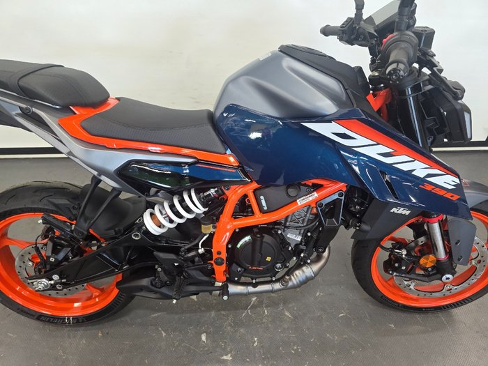 2025 Ktm 390 DUKE Orange
