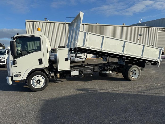 2019 Isuzu N Series NQR 87/80-190