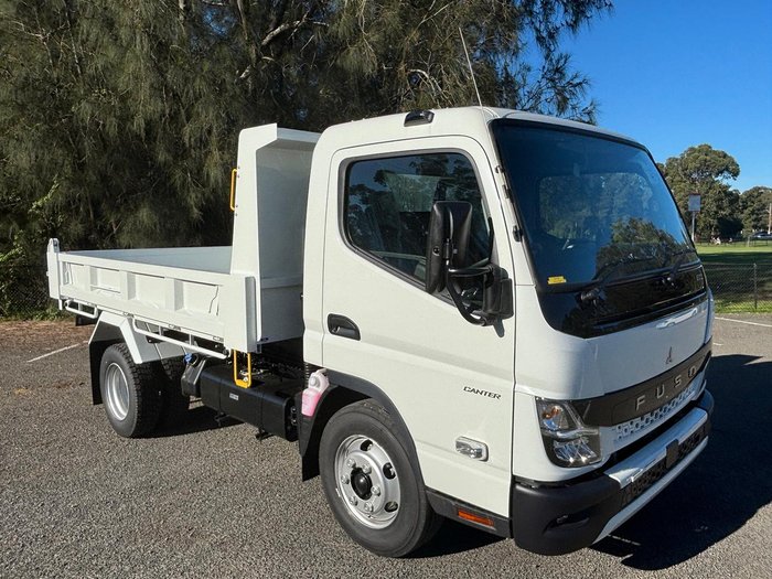 2026 Fuso Canter