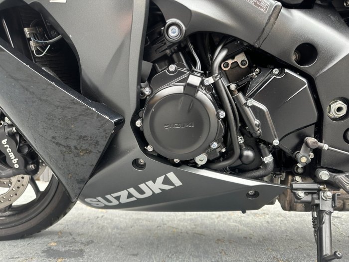 2021 Suzuki GSX-S1000F BLACK