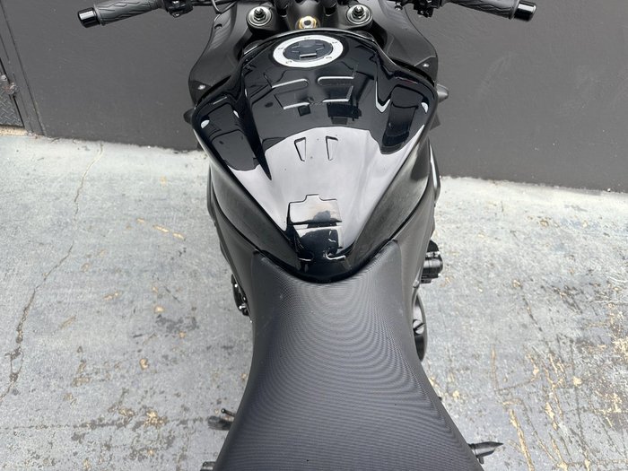 2021 Suzuki GSX-S1000F BLACK