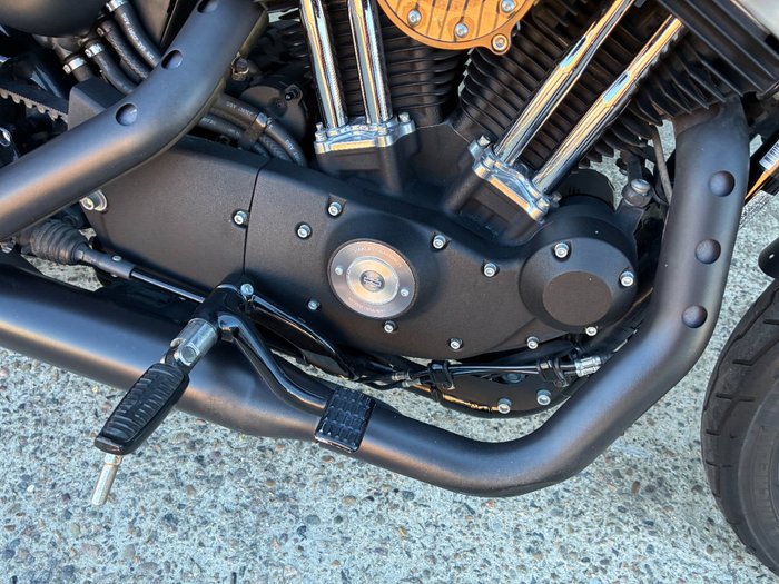 2015 HARLEY-DAVIDSON XL883 IRON 883 BLACK