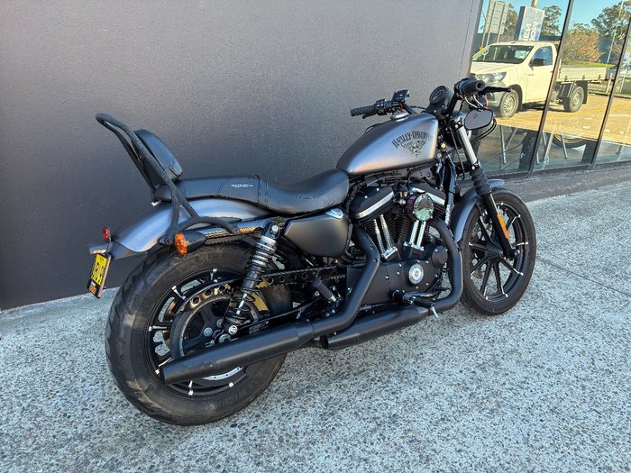 2015 HARLEY-DAVIDSON XL883 IRON 883 BLACK
