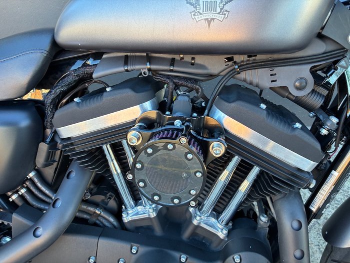 2015 HARLEY-DAVIDSON XL883 IRON 883 BLACK