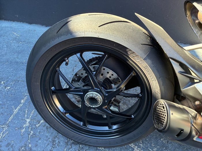 2021 Ducati PANIGALE V2 R