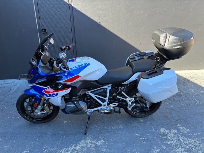 2024 BMW Motorrad R 1250 RS RED/WHITE