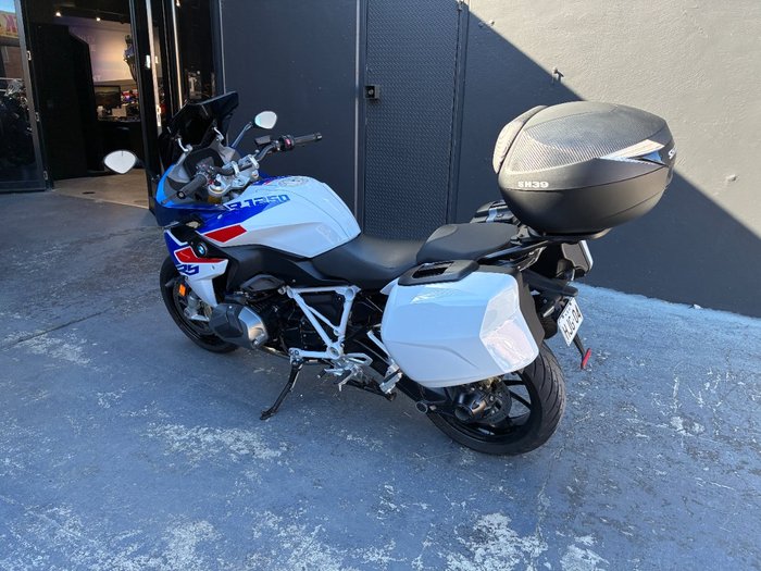 2024 BMW Motorrad R 1250 RS RED/WHITE