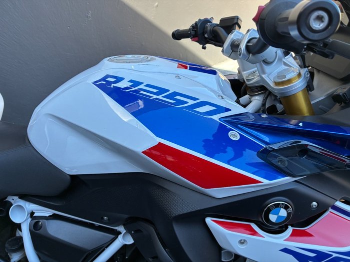 2024 BMW Motorrad R 1250 RS RED/WHITE