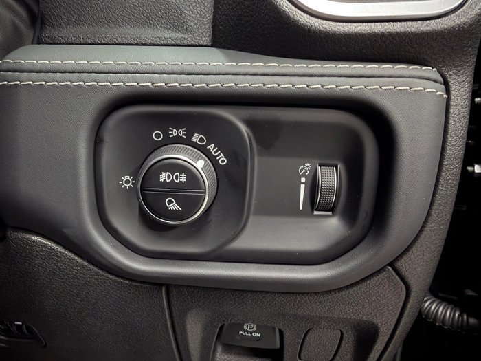 2026 RAM 1500 Express Black Edition Hurricane SO