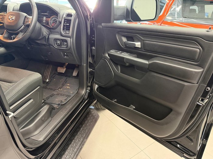 2026 RAM 1500 Express Black Edition Hurricane SO