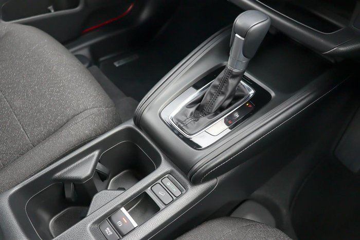 2025 Honda HR-V Vi X