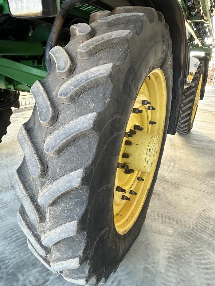 2015 John Deere R4045 Sp Sprayer