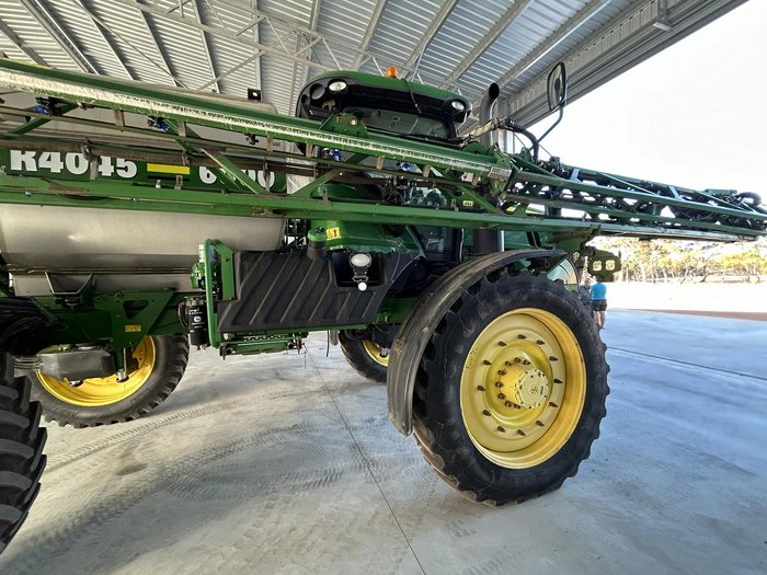 2015 John Deere R4045 Sp Sprayer