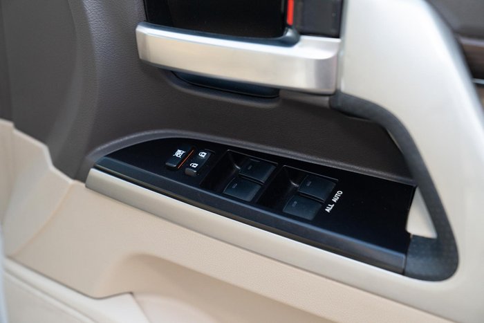 2019 Toyota Landcruiser Sahara
