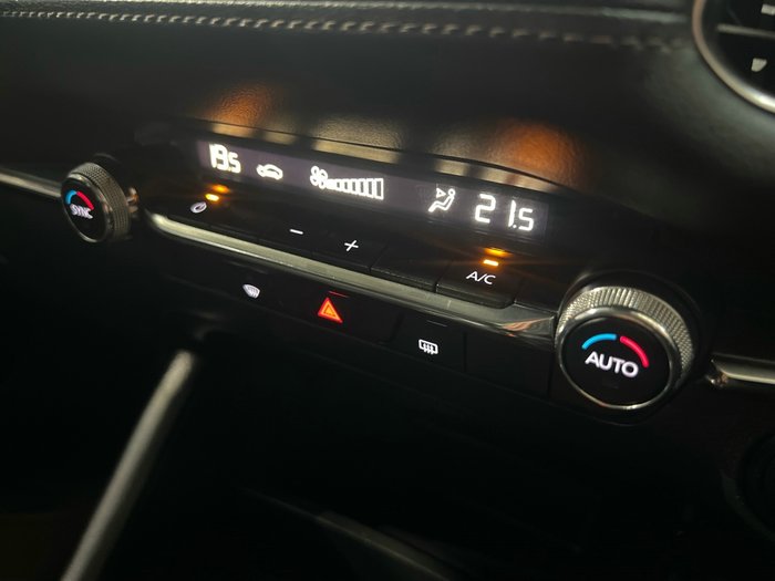 2021 Mazda 3 G20 Evolve