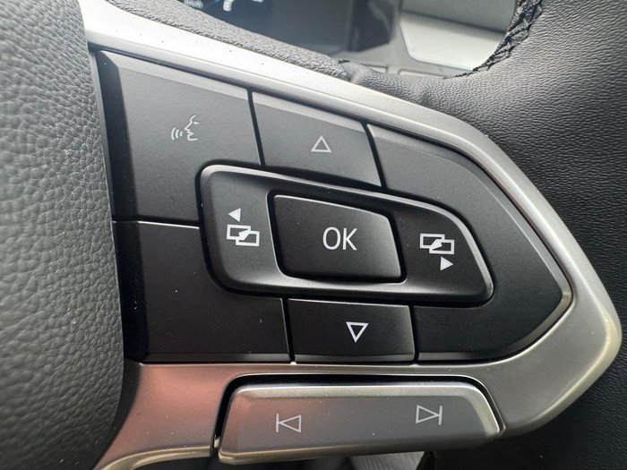 2025 Volkswagen Transporter TDI390 Lite