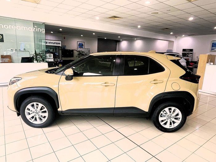 2024 Toyota Yaris Cross GX