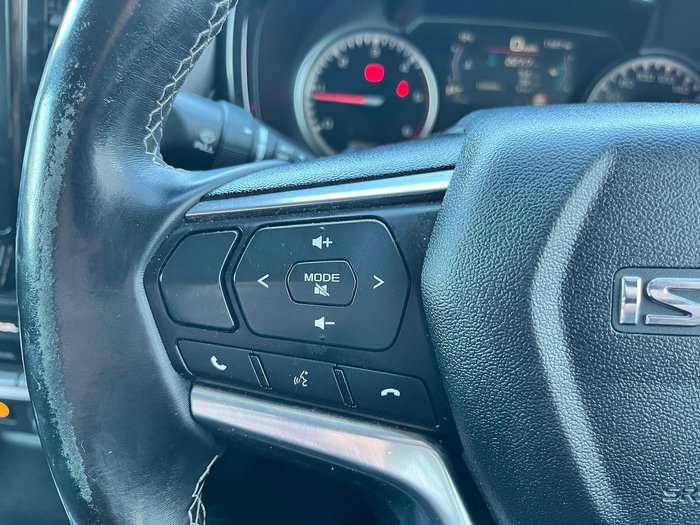2021 Isuzu D-MAX LS-U