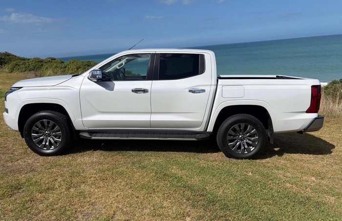 2025 Mitsubishi Triton GLS