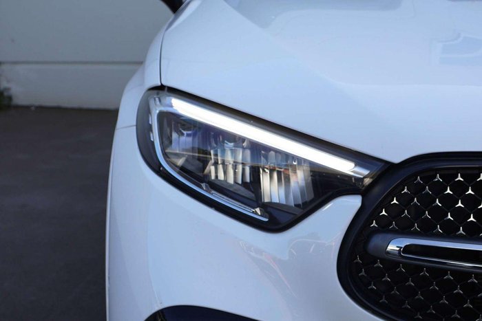 2025 Mercedes-Benz GLC-Class GLC300