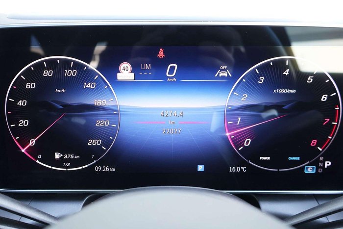 2025 Mercedes-Benz GLC-Class GLC300