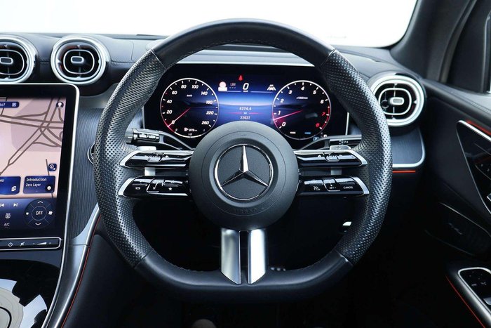2025 Mercedes-Benz GLC-Class GLC300