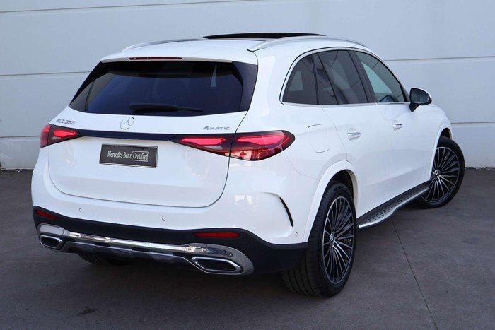 2025 Mercedes-Benz GLC-Class GLC300