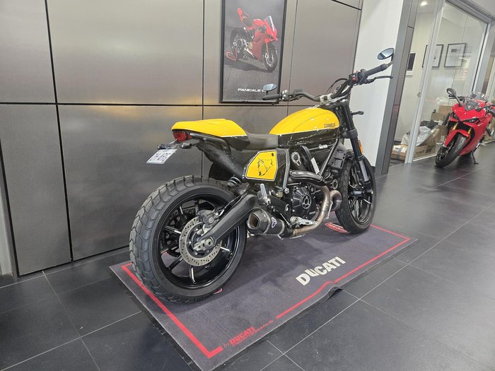2019 Ducati Scrambler FULL THROTTLE