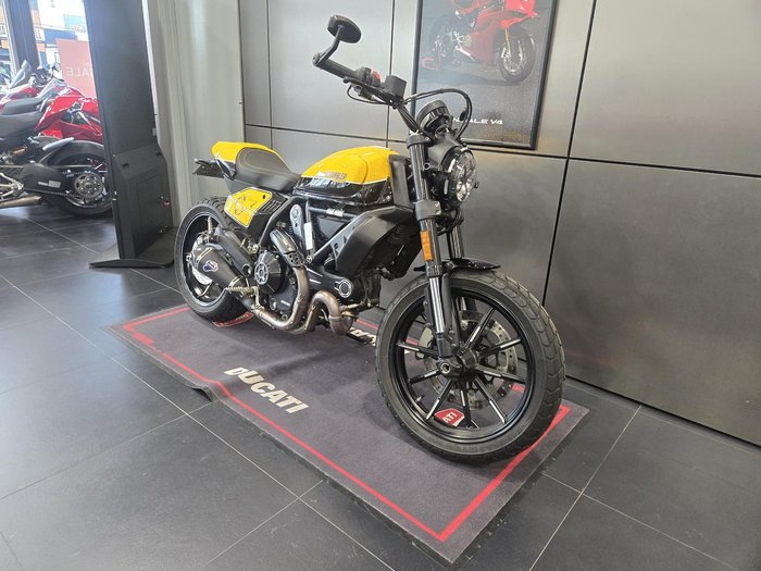 2019 Ducati Scrambler FULL THROTTLE