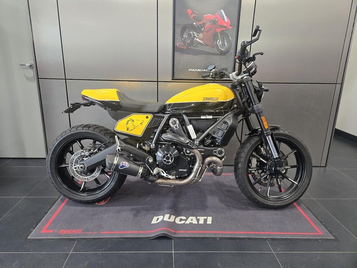 2019 Ducati Scrambler FULL THROTTLE