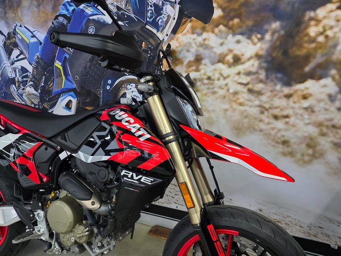 2025 DUCATI HYPERMOTARD MONO RVE RED
