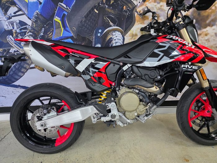 2025 DUCATI HYPERMOTARD MONO RVE RED