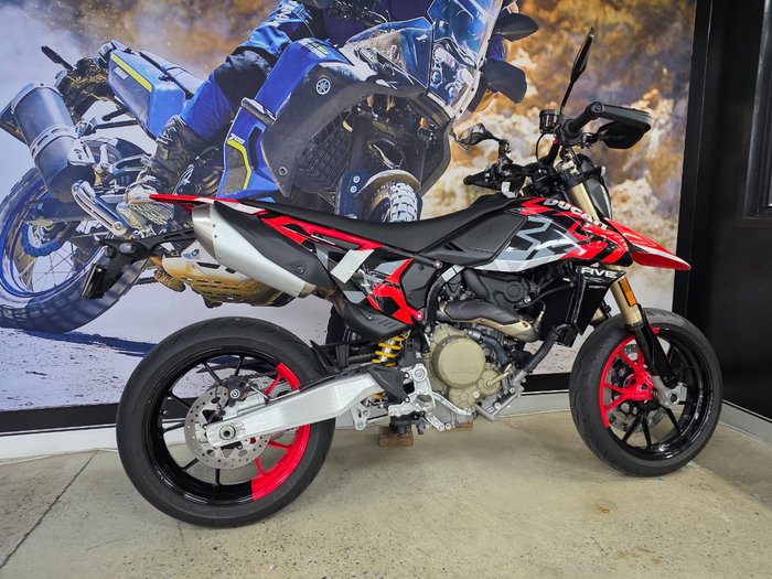 2025 DUCATI HYPERMOTARD MONO RVE RED