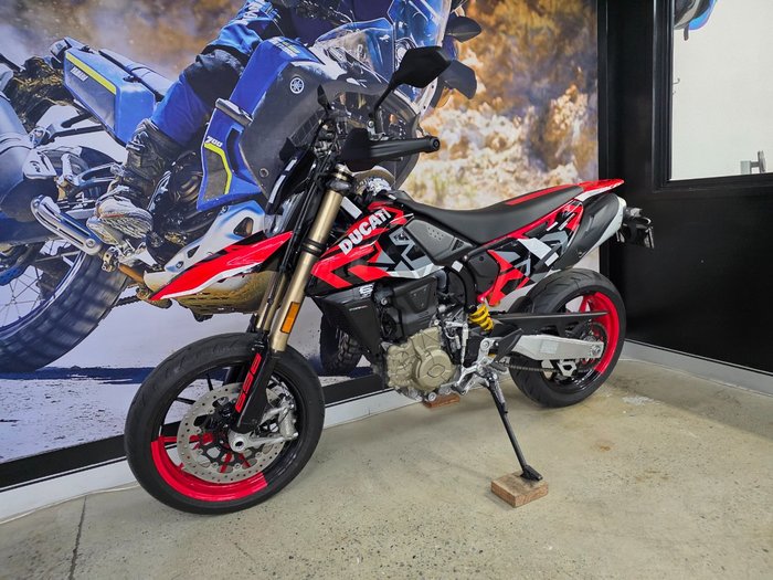 2025 DUCATI HYPERMOTARD MONO RVE RED