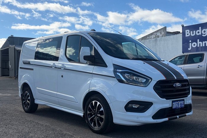 2023 Ford Transit Custom