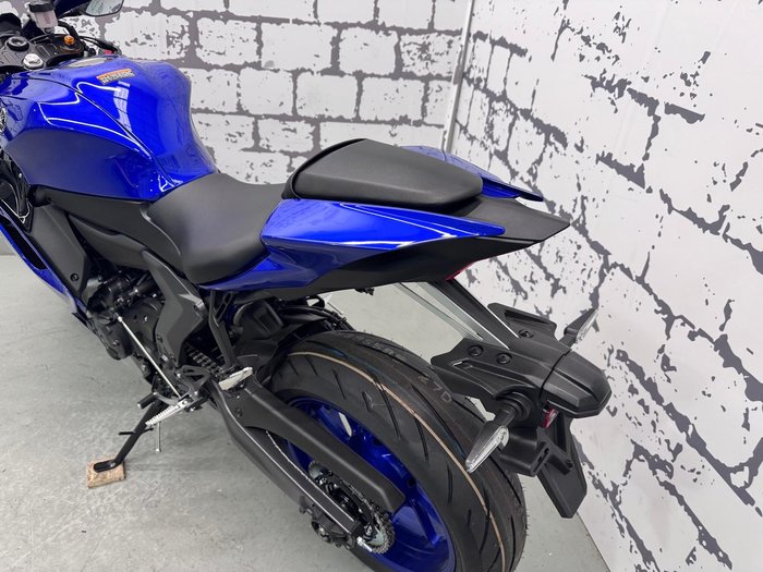 2025 Yamaha YZF-R7 LAMs YZF-R Blue