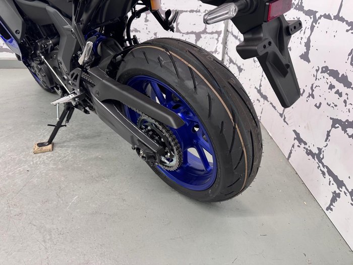 2025 Yamaha YZF-R7 LAMs YZF-R Blue